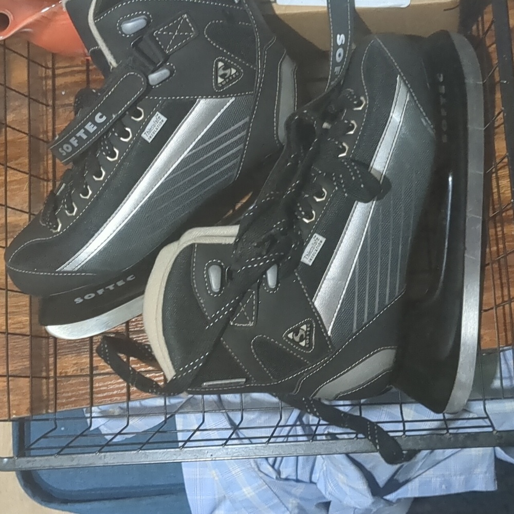 softec Ice Skates Size 7 Never Used